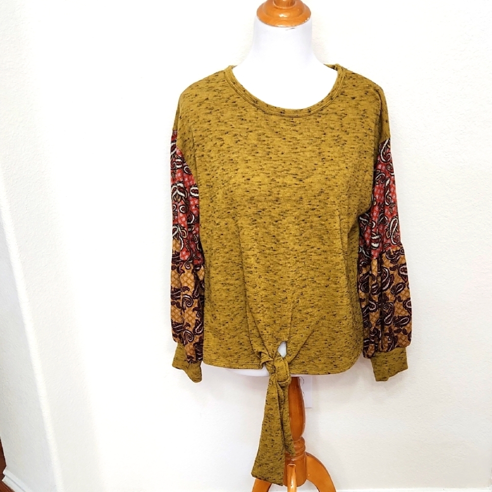 Sz Small Sweet Claire Crop Shirt